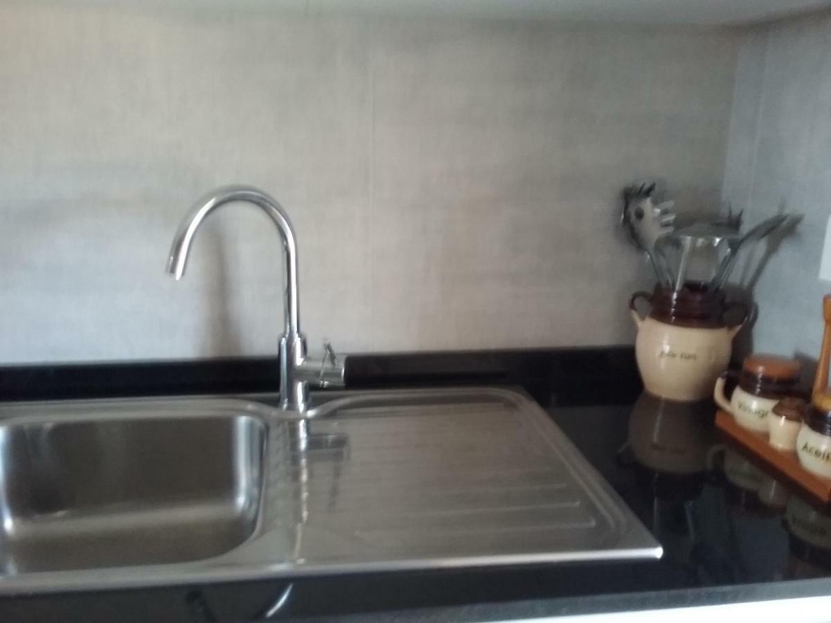 Apartamento Teatinos Malagaアパートメント エクステリア 写真